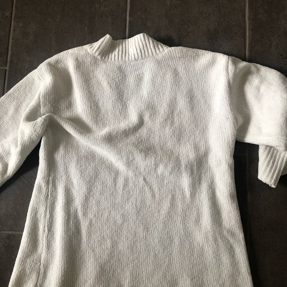J. Jill white v-neck 3/4 sleeve sweater - Picture 5 of 6